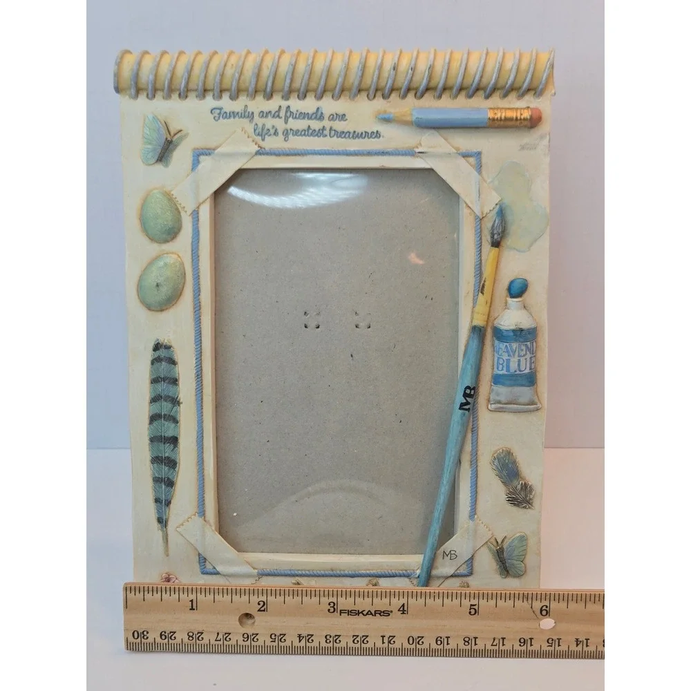 Marjolein Bastin 'Family‎ & Friends' Art Supplies Feathers Flowers Frame